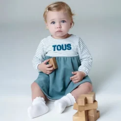 Baby girls dress in Classic pink