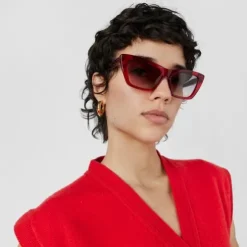 Czerwone okulary przeciwsłoneczne Transparent