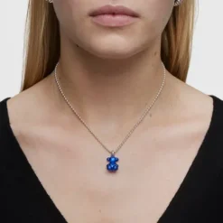 Średni wisiorek Bold Bear z granatowej stali z misiem