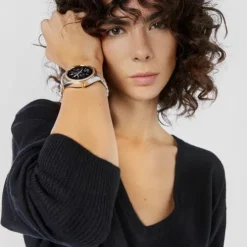 Smartwatch T-Shine Connect z paskiem ze stali i stali IP w kolorze złota oraz białymi cyrkoniami