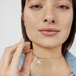 Wisiorek Wodnik ze srebra vermeil, z masą perłową i topazami TOUS Horoscope